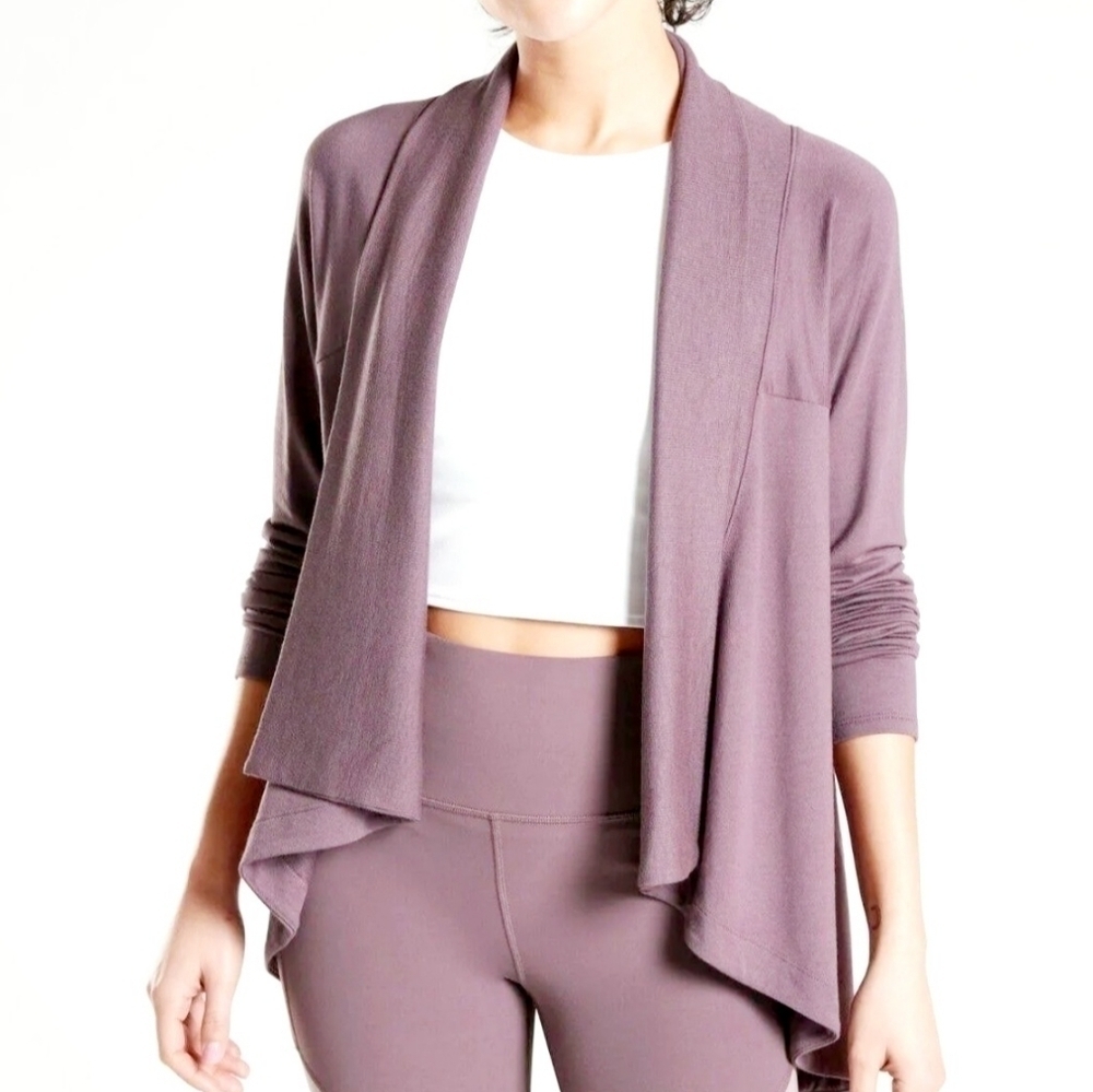 Athleta Lavendar Nirvana Wrap Fitness Yoga Commute Top M